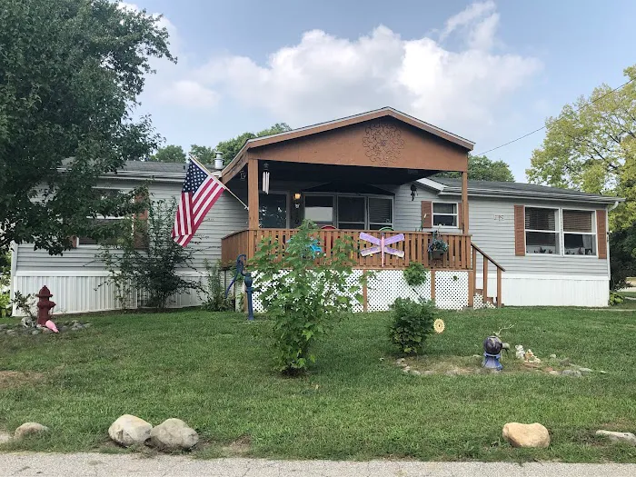 Woodland Acres Mobile Home Park Picture 5