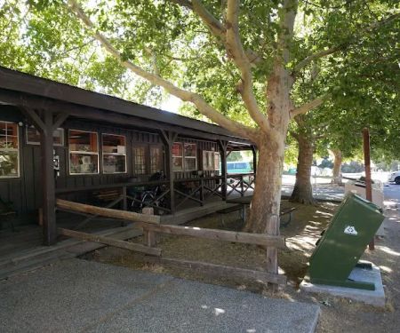 Pinnacles Campground Store