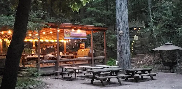 Camp Cruz Glampground Picture 10