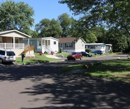 Pennwood Crossing Manufactured Home Community