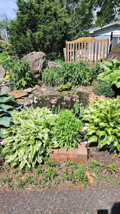 Cherry Mobile Home Park Picture 9