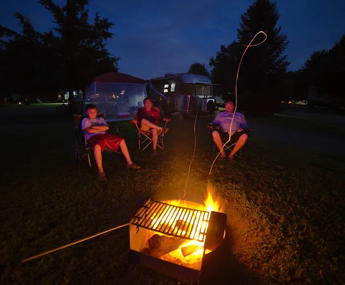 Aces High RV Park Picture 9