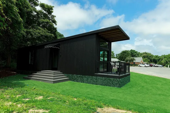 North Fork Cottages & RV Resort Picture 6