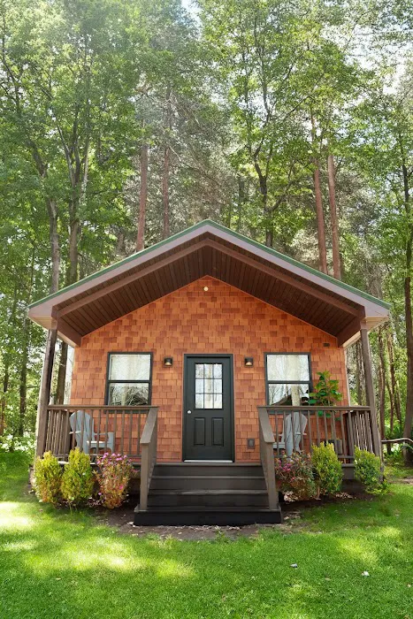 North Fork Cottages & RV Resort Picture 9