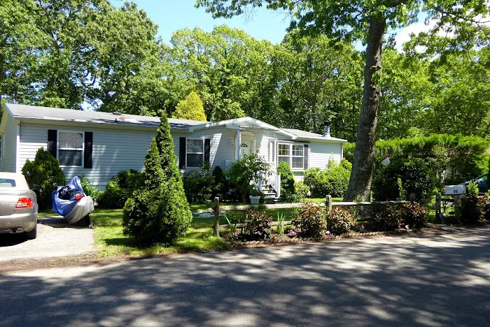 East Hampton Village Manufactured Home Community Picture 1