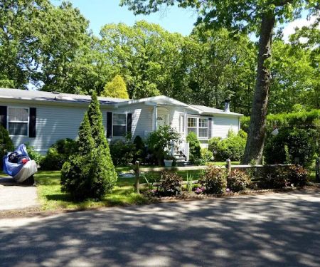 East Hampton Village Manufactured Home Community