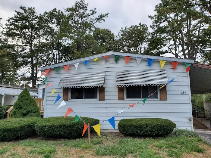 Riverwoods Mobile Home Community Picture 2