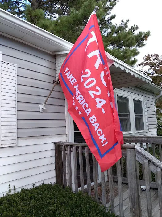 Riverwoods Mobile Home Community Picture 4