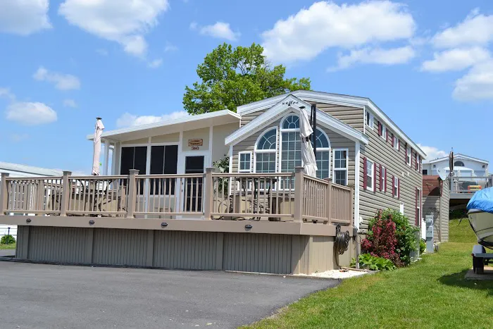 Buttonwood Beach R.V. Resort Picture 1