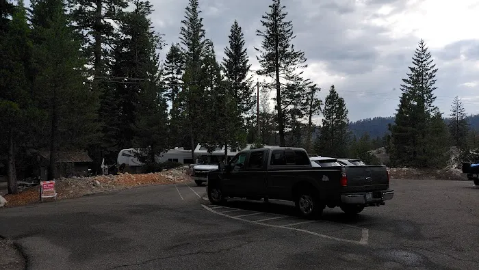Upper Kings River PG&E group campsite Picture 2