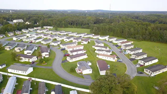 Forest View Village Picture 6