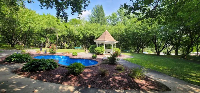 Hickory Hills Picture 1