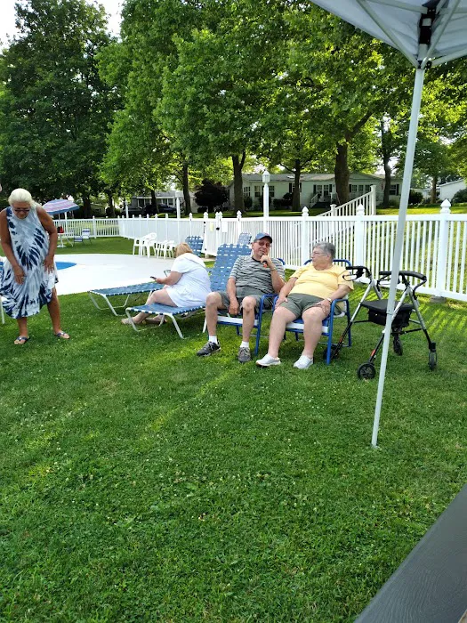 Hickory Hills Picture 10