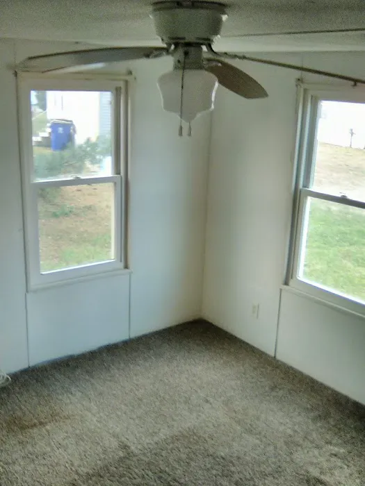 Pinewood Acres Mobile Home Pk Picture 4