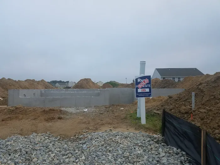 Dover East Estates Picture 4