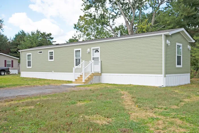 De In Park Sales - Investors Realty Inc. Picture 1