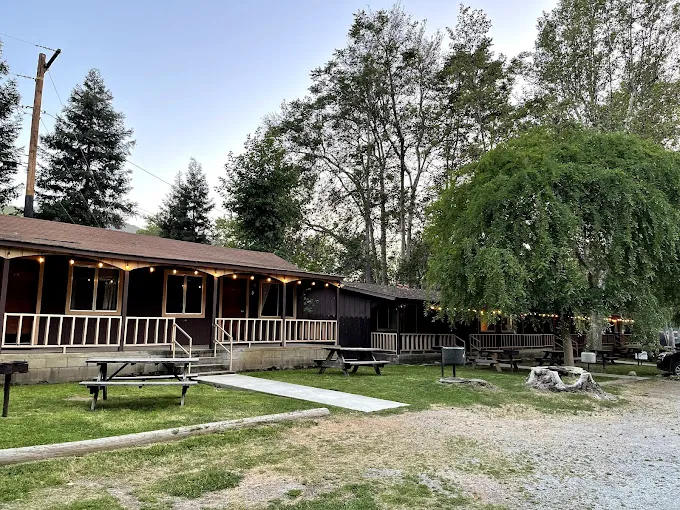 Sequoia Campground & Lodge Picture 1