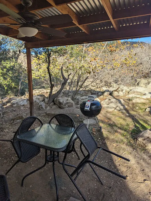 The Sequoia Hut Picture 8