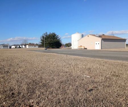 Barker's Landing Community