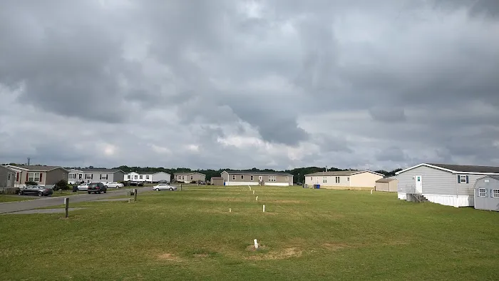 Barker's Landing Community Picture 6