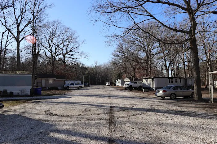 Shady Oak Mobile Home Community Picture 1