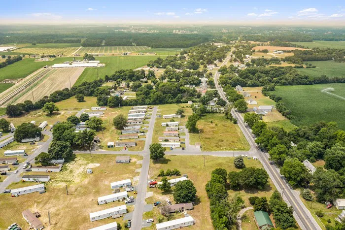 Sussex Manor Mobile Home Park Picture 7