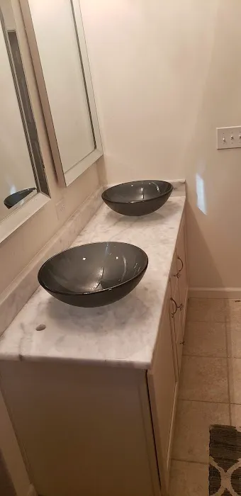 Angola Crest II Picture 5