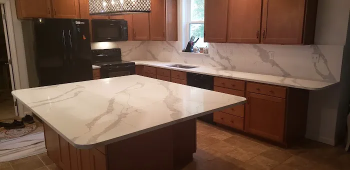 Angola Crest II Picture 4