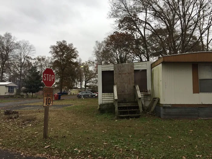 Briarwood Manufactured Home Community Picture 2