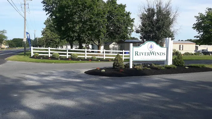 RIVERWINDS Picture 1