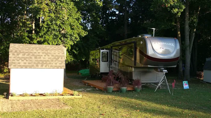 Lost Lands RV Park Picture 10