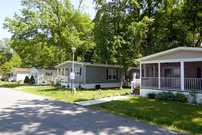 Shady Park Manufactured Home Community Picture 4