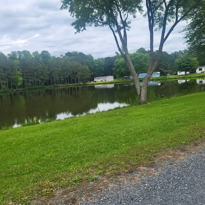 Sunset Lakes Picture 3