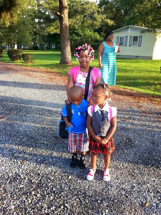 Stanley Mobile Home Park Picture 1