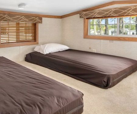 Sun Retreats New Point