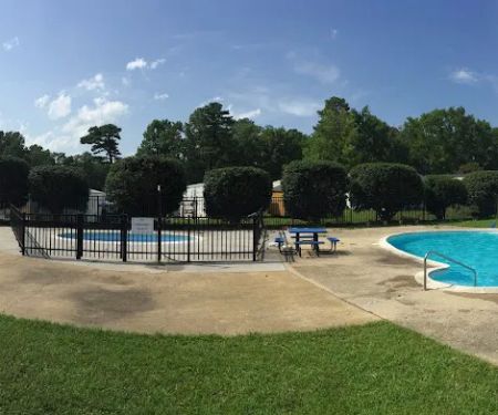 Country Village Mobile Home Pk