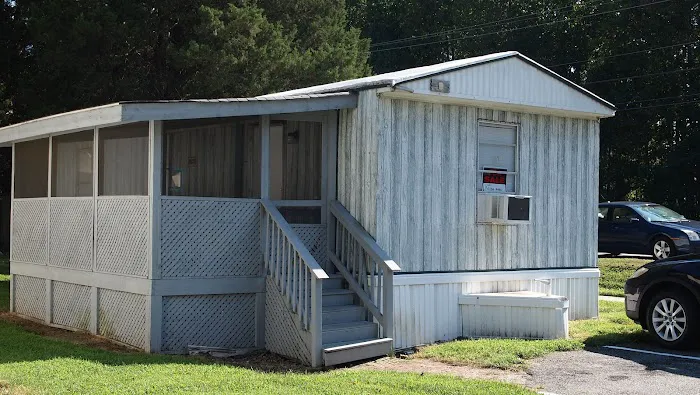 Heritage Mobile Home Park Picture 6