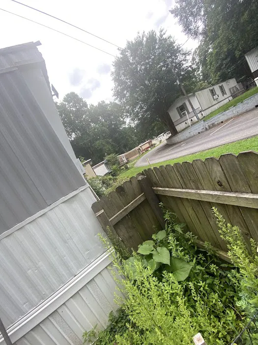 Heritage Mobile Home Park Picture 7