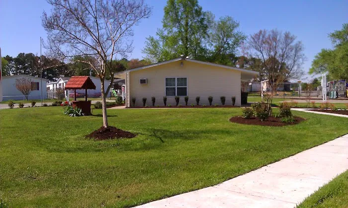 Denbigh Mobile Home Park Picture 1