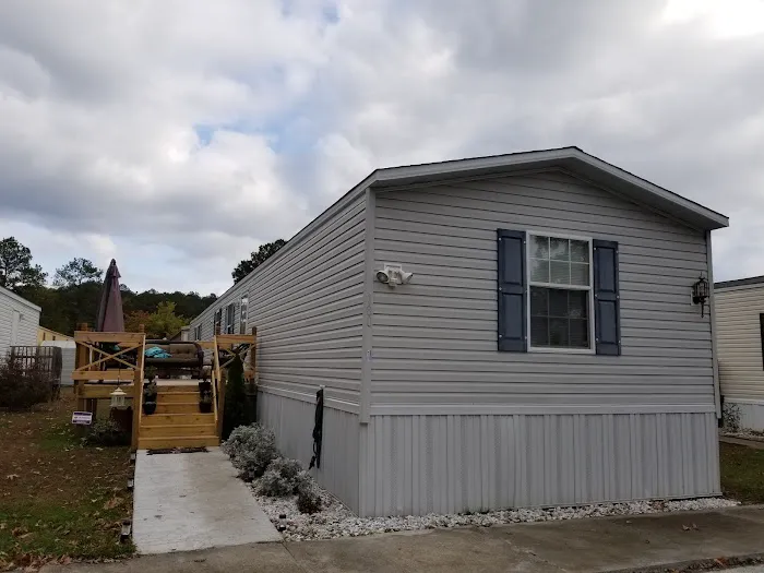 Denbigh Mobile Home Park Picture 6
