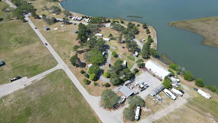 The Colonies RV Travel Park & Country Store Picture 1