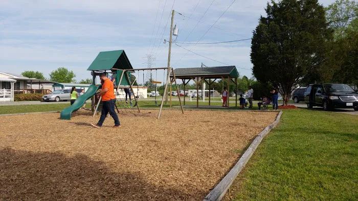 Circle Mobile Home Park, LLC Picture 4