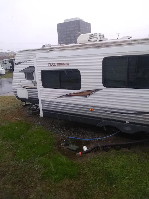 Circle Mobile Home Park, LLC Picture 8