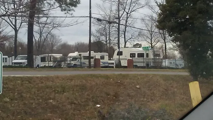 Davis Mobile Home & RV Park Picture 6