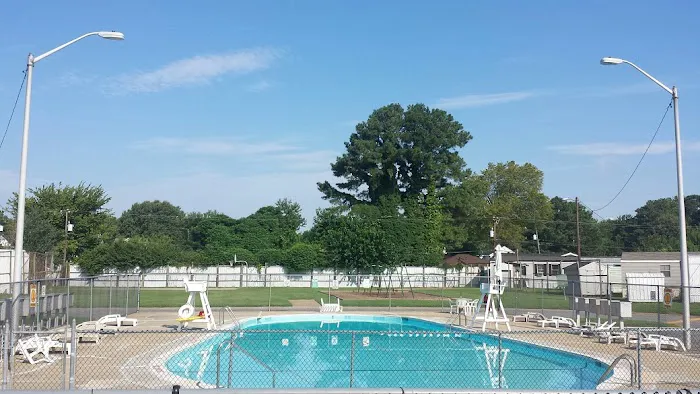 Homecrest Mobile Home Community Picture 2