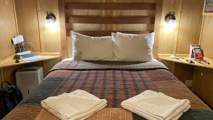 Riverside Campground & Cabins Picture 1
