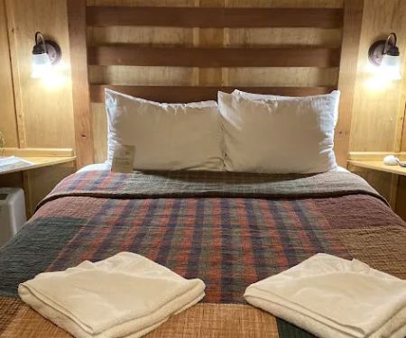 Riverside Campground & Cabins