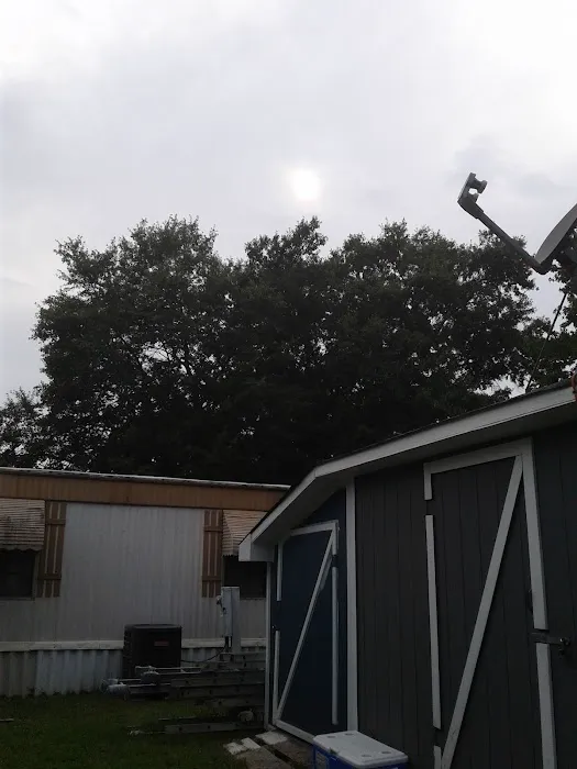 Woodshire Estates Mobile Home Park Picture 7