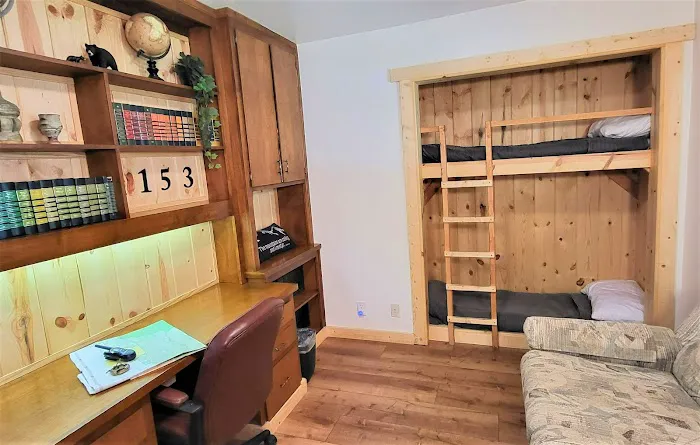 Sequoia Trails Cabin Picture 4