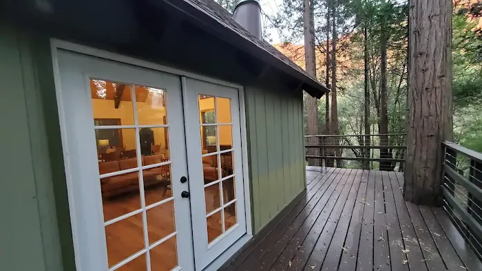 Trout River Cabin Picture 3